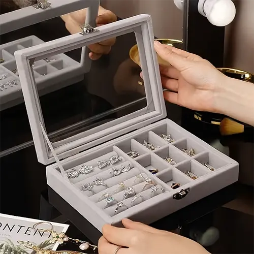 Boîte de Rangement Luxe pour Bijoux avec Couvercle Transparent marchinet.webp