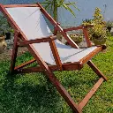 Chaise longue pliante en bois avec toile blanche – Confort jardin et plage marchinettn22.webp
